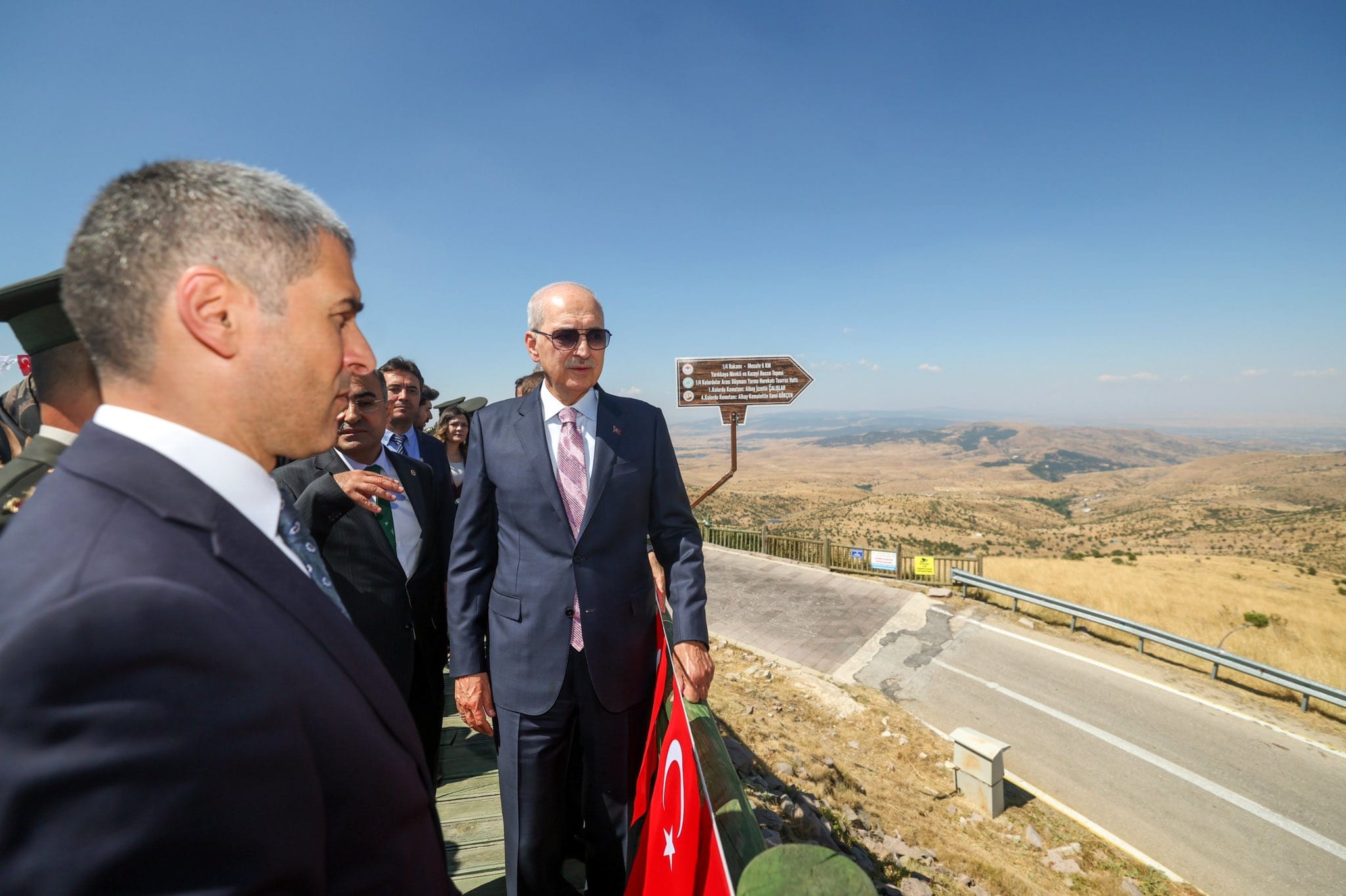 EMŞAV Afyonkarahisar İl Başkanlığı, TBMM Başkanı Numan Kurtulmuş’un STK Temsilcileriyle Buluşmasına Katıldı