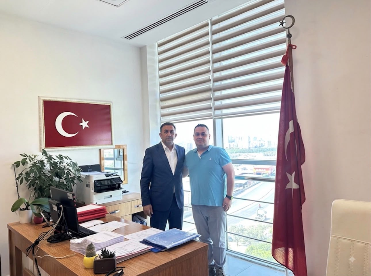 EMŞAV Erdemli İlçe Başkanlığından Kahraman Gazi Uğur Sevindik’e Ziyaret